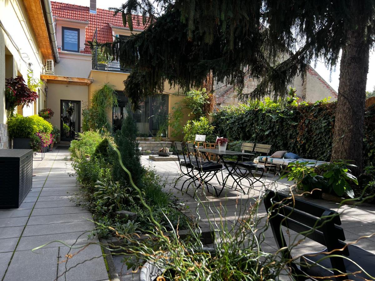Margaréta Garden&SPA Eger Extérieur photo